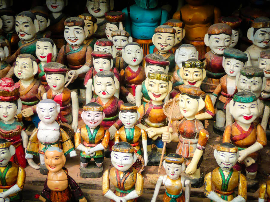 marionnettes traditionnelles vietnamiennes.