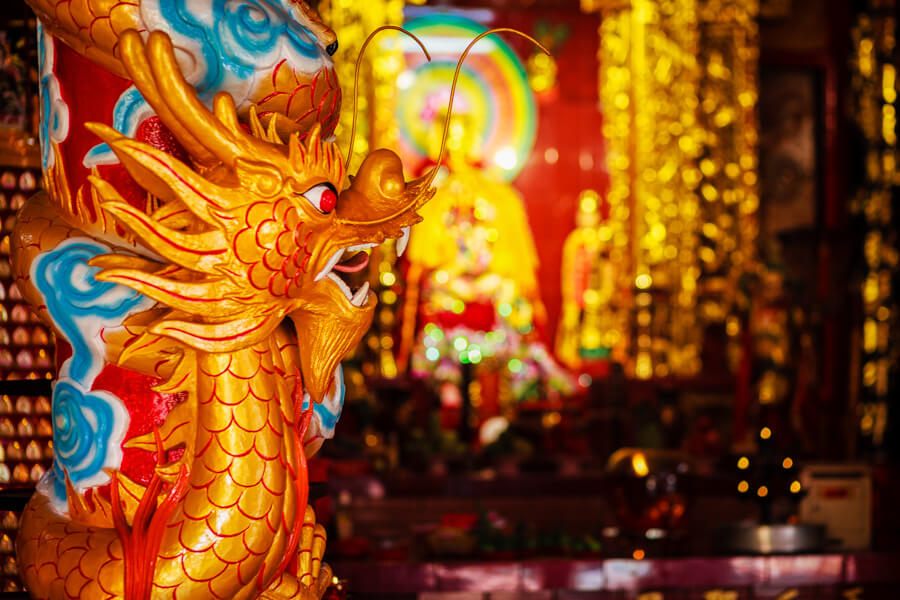 pagode tien hau statue dragon.